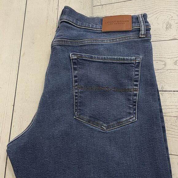 Lucky Brand Men's W38 x L30 Blue 363 Vintage Straight Medium Wash Denim Jeans - Picture 1 of 10